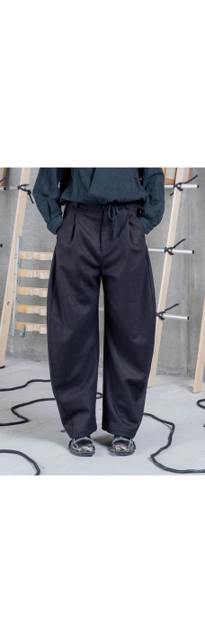 One Pants, Black