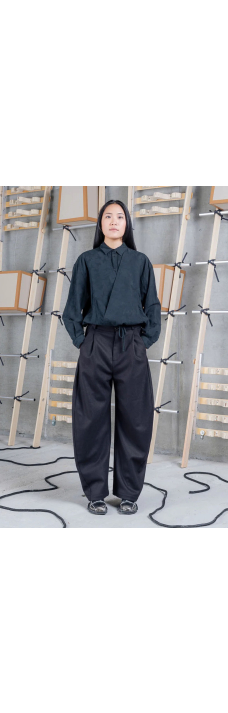 One Pants, Black