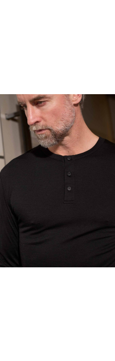 Allan Henley, Merino Black