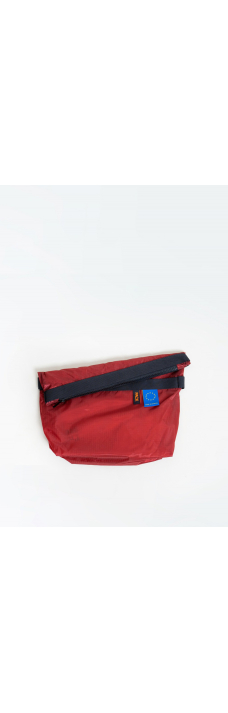 Fold Pouch M, Iodium Red