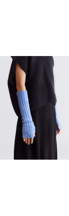 Mijikai Mittens, Dusty Blue