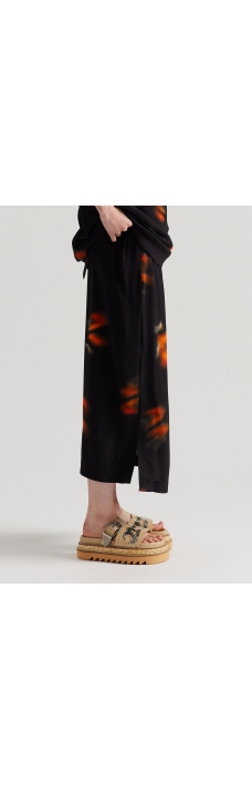 Airfoil Skirt, Black Orange